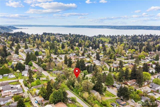 Property photo for 10434 22nd Avenue SW, Seattle photo 5
