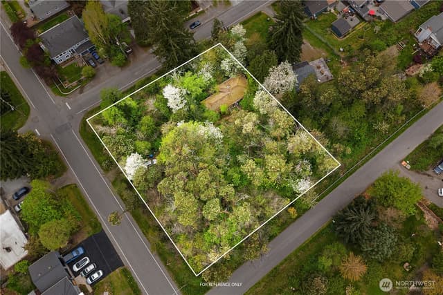Property photo for 10434 22nd Avenue SW, Seattle photo 2