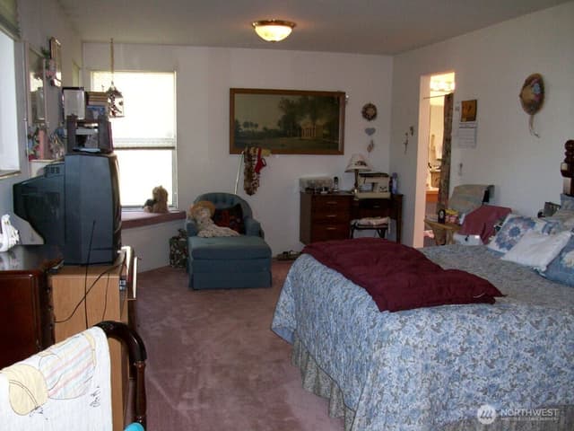 Property photo for 11054 SE 192nd Street, Renton photo 3