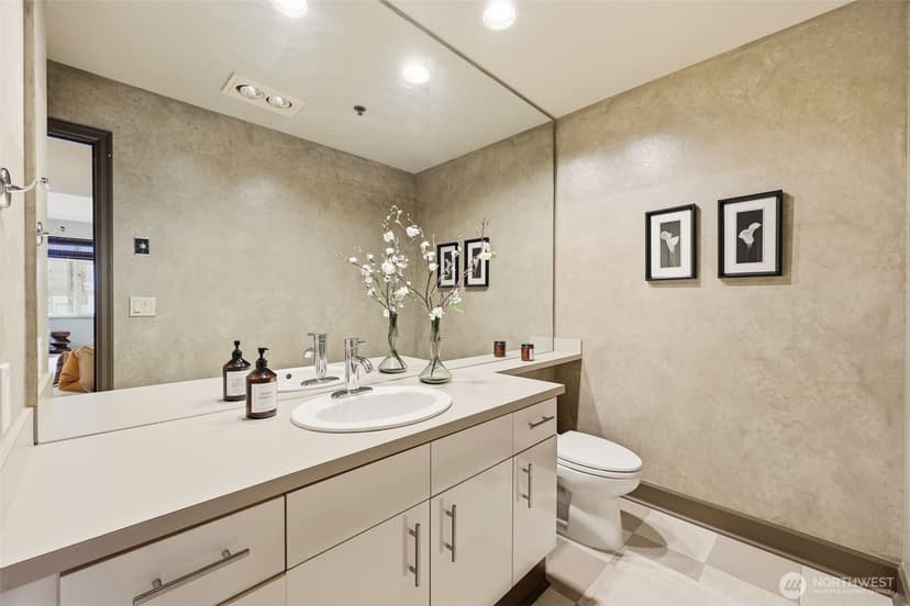 Property photo for 2030 Western Avenue #614, Seattle photo 27
