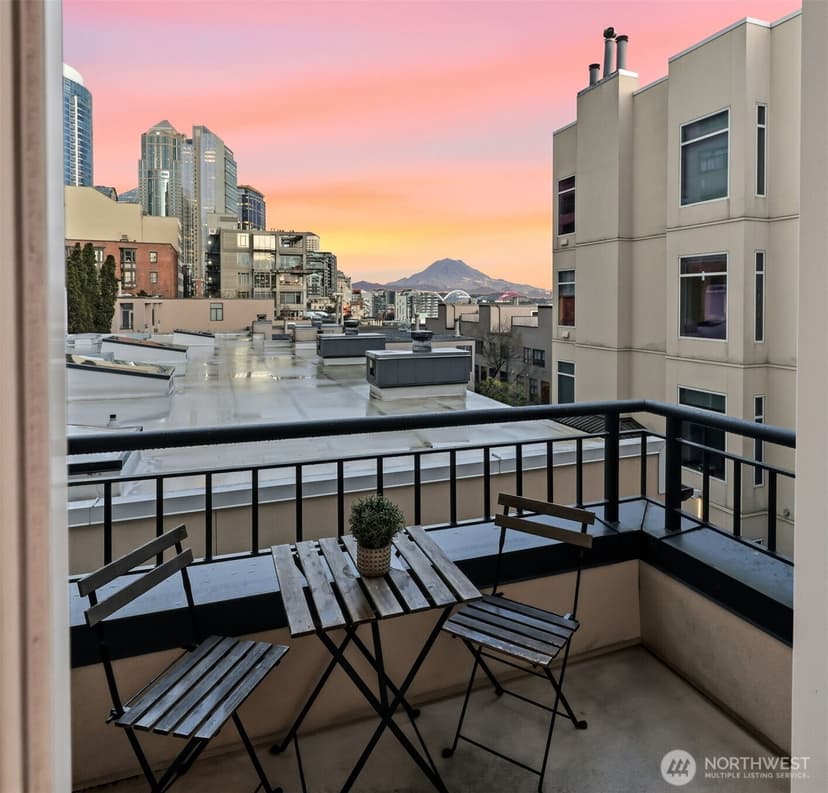 Property photo for 2030 Western Avenue #614, Seattle photo 16