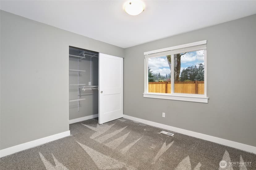 Property photo for 16517 43rd Avenue E, Tacoma photo 24