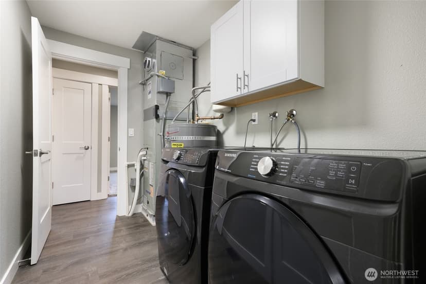 Property photo for 16517 43rd Avenue E, Tacoma photo 28
