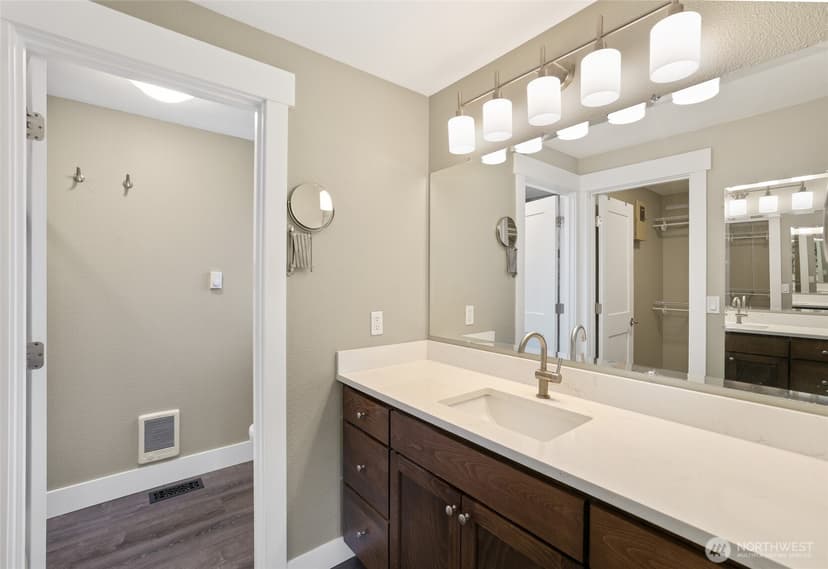 Property photo for 16517 43rd Avenue E, Tacoma photo 20