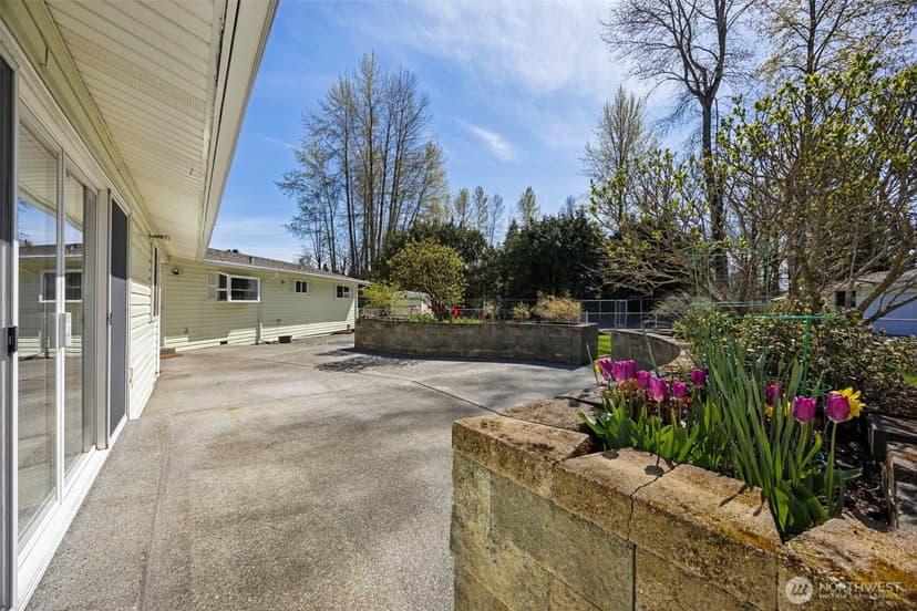 Property photo for 12502 Bingham Avenue E, Tacoma photo 24