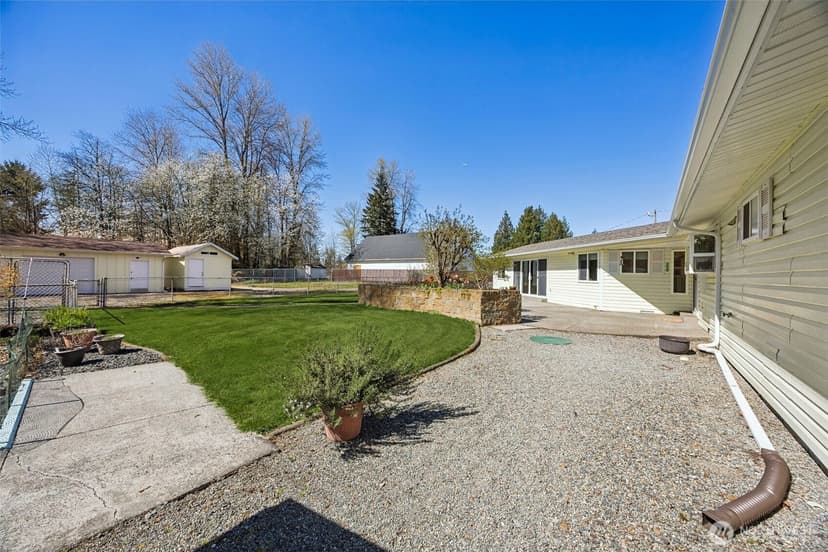 Property photo for 12502 Bingham Avenue E, Tacoma photo 27