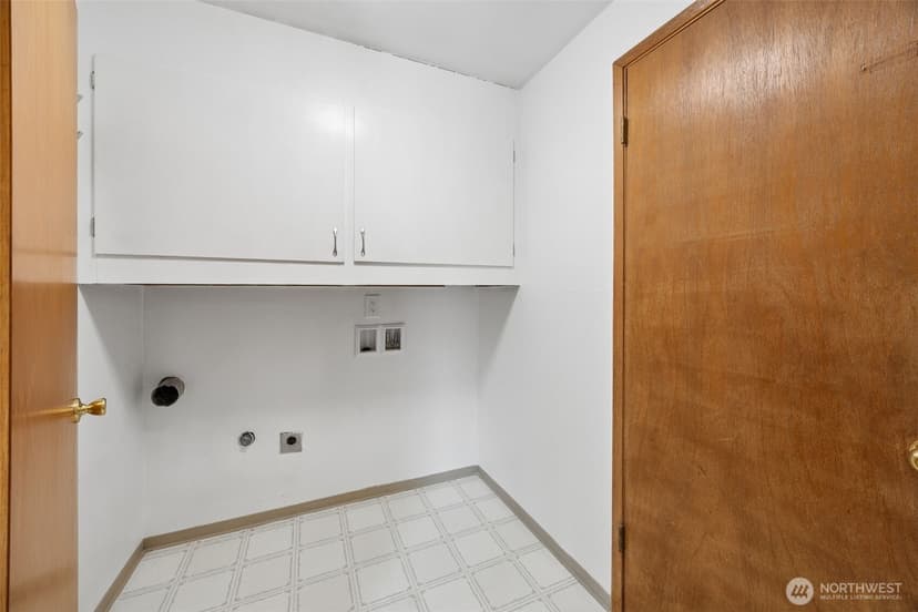 Property photo for 12502 Bingham Avenue E, Tacoma photo 19
