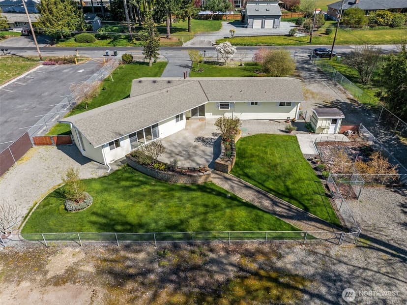 Property photo for 12502 Bingham Avenue E, Tacoma photo 36