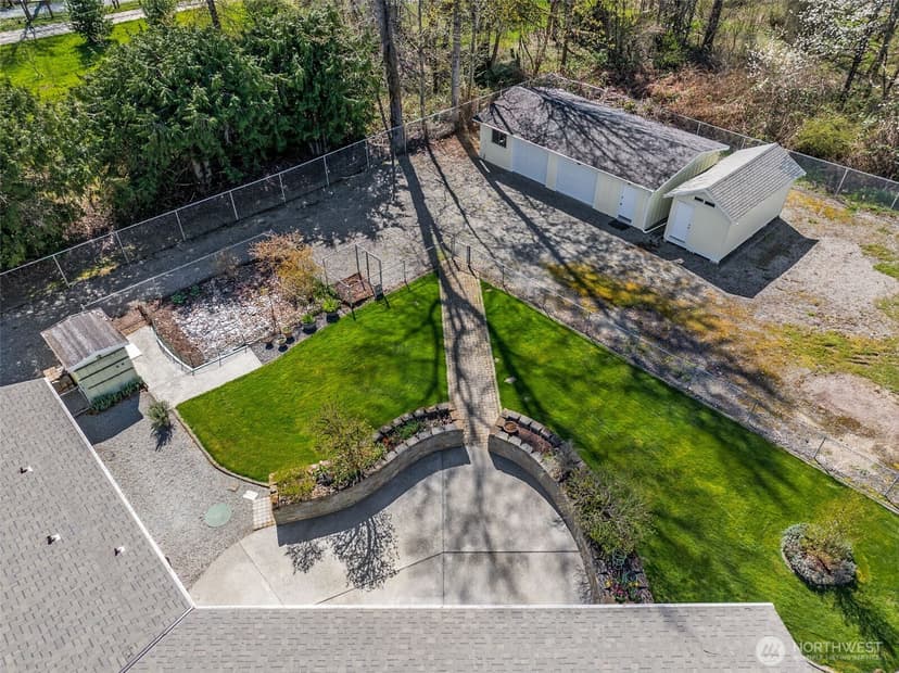 Property photo for 12502 Bingham Avenue E, Tacoma photo 35