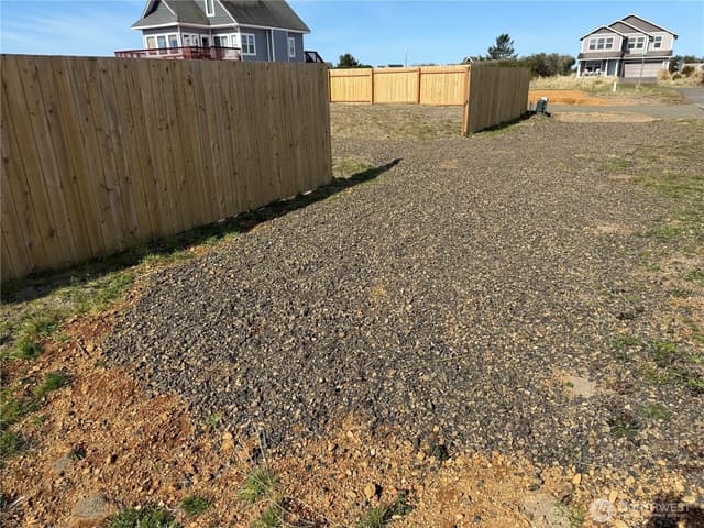 Property photo for 1375 Sand Pebble Avenue SW, Ocean Shores photo 3