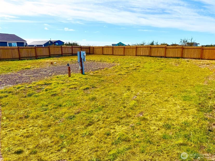 Property photo for 1375 Sand Pebble Avenue SW, Ocean Shores photo 10