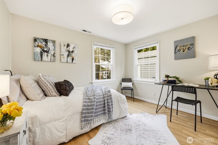 Property photo for 317 SW 124th Street, Seattle photo 12