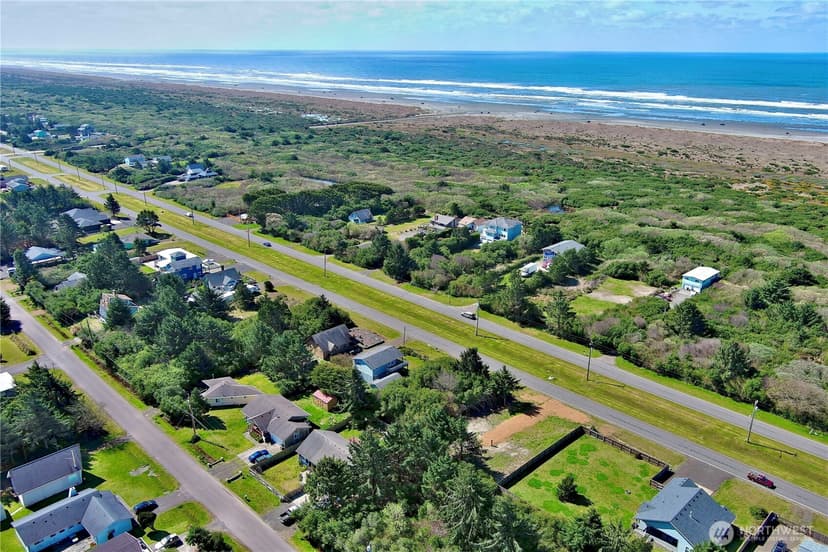 Property photo for 538 Ocean Shores Boulevard NW, Ocean Shores photo 23