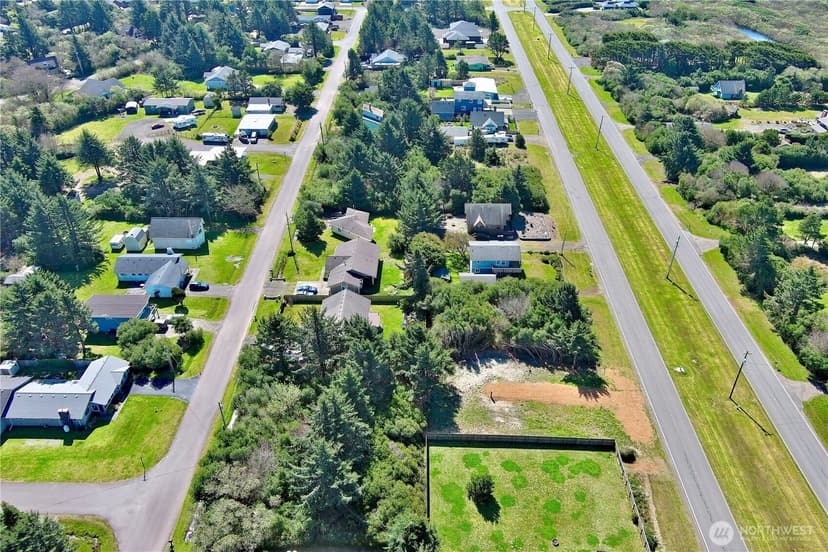 Property photo for 538 Ocean Shores Boulevard NW, Ocean Shores photo 25