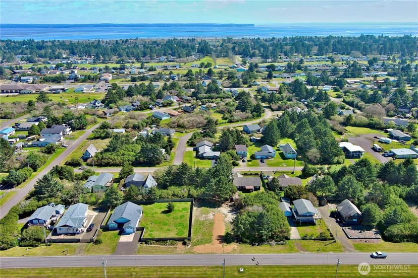 Property photo for 538 Ocean Shores Boulevard NW, Ocean Shores photo 18