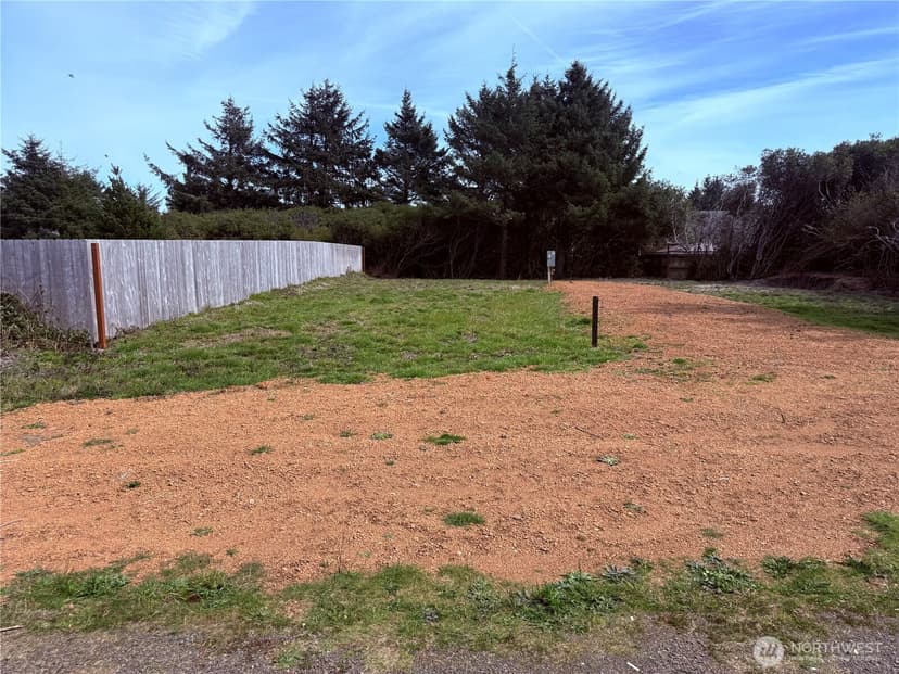 Property photo for 538 Ocean Shores Boulevard NW, Ocean Shores photo 13