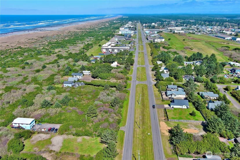 Property photo for 538 Ocean Shores Boulevard NW, Ocean Shores photo 28