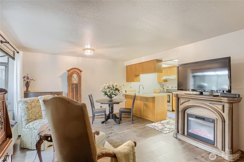 Property photo for 1002 Columbia Avenue ##2, Marysville