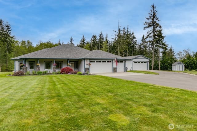 Property photo for 20210 52nd Avenue NW, Stanwood photo 2