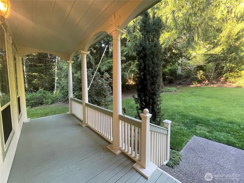 Property photo for 8456 Landing Lane SE, Port Orchard photo 4
