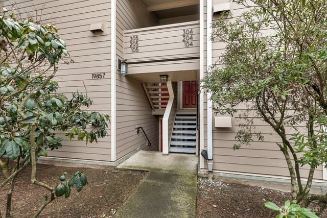 Property photo for 19857 25th Avenue NE #105, Shoreline photo 2