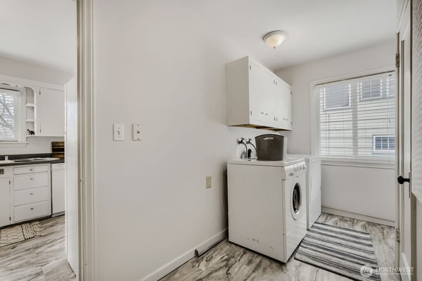 Property photo for 4731 35th Avenue SW, Seattle photo 19