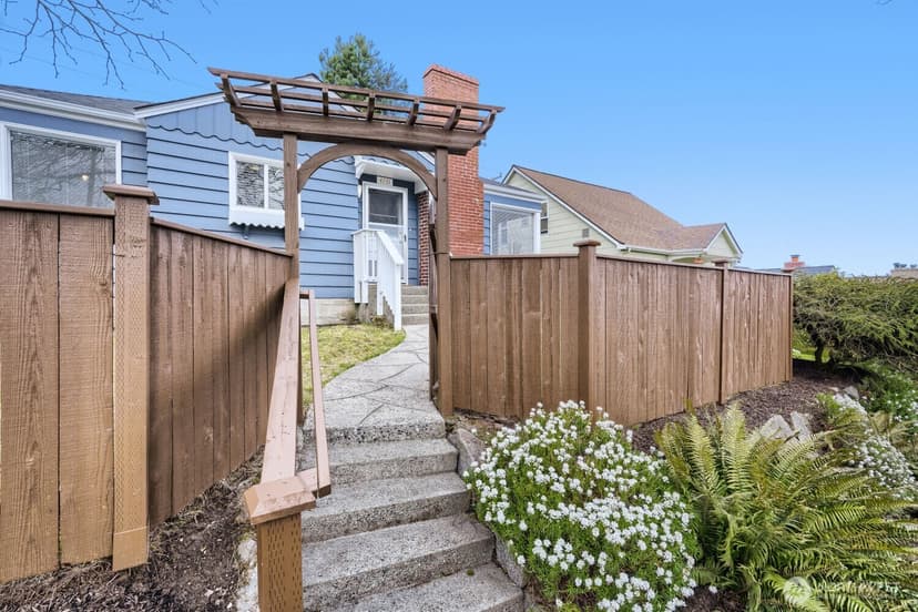 Property photo for 4731 35th Avenue SW, Seattle photo 25