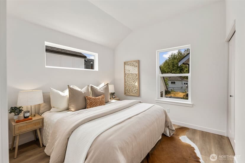 Property photo for 806 S Rose Street, Seattle photo 13
