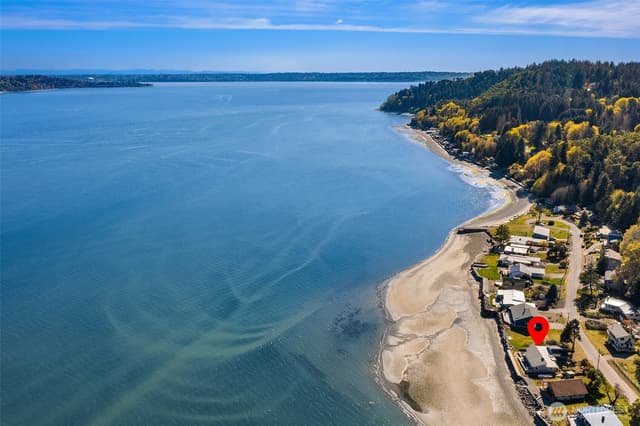 Property photo for 27518 Sandy Shores Drive SW, Vashon photo 3