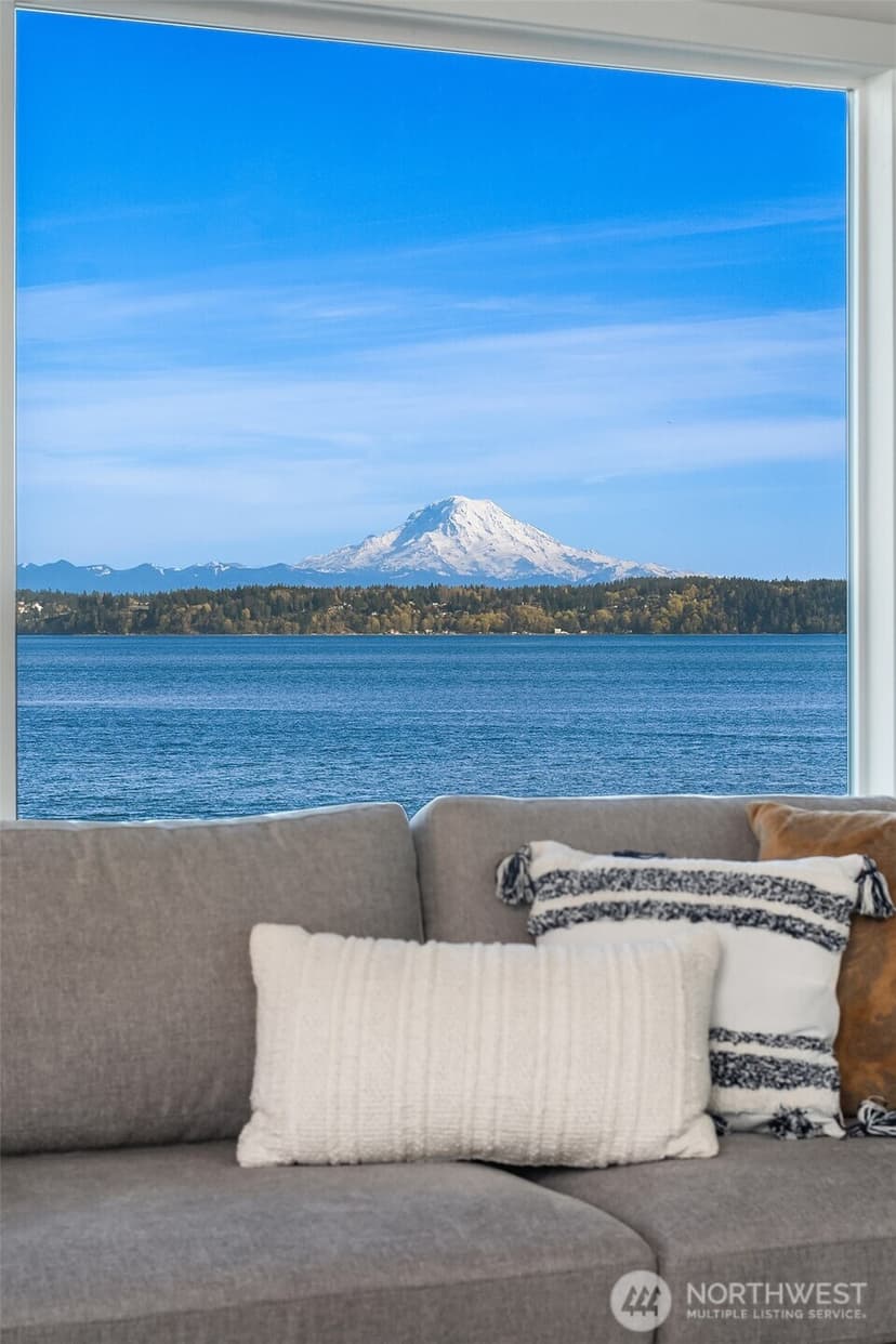 Property photo for 27518 Sandy Shores Drive SW, Vashon photo 25