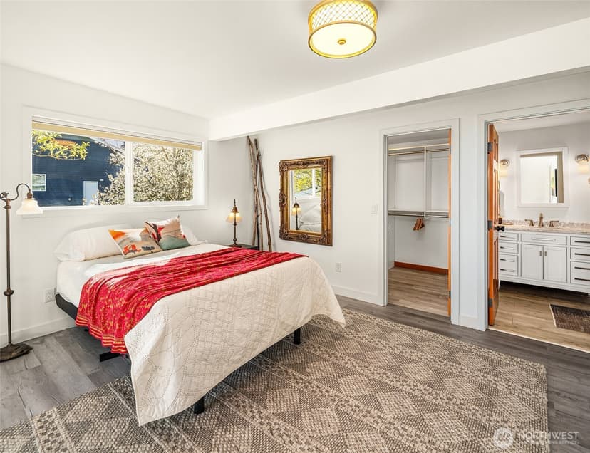 Property photo for 27518 Sandy Shores Drive SW, Vashon photo 18