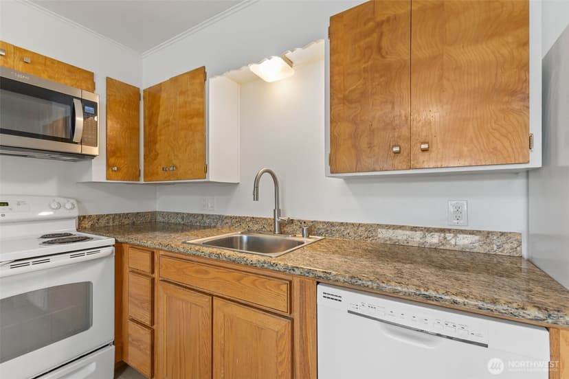 Property photo for 3118 Deer Island Drive E, Lake Tapps photo 21