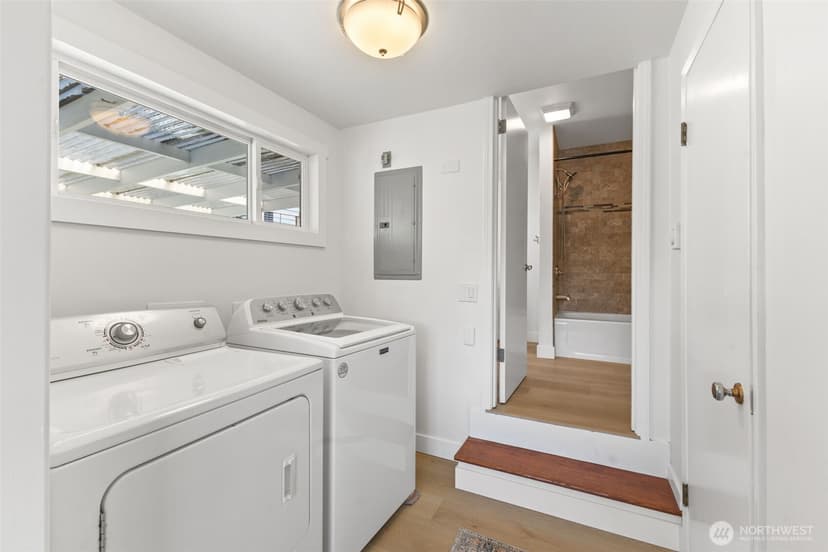 Property photo for 3118 Deer Island Drive E, Lake Tapps photo 15