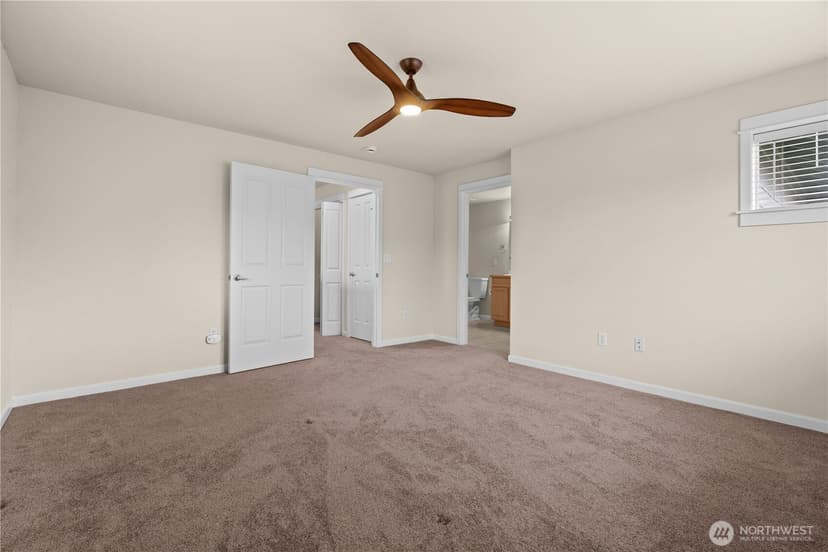Property photo for 10700 SE 260th Street #A103, Kent photo 8