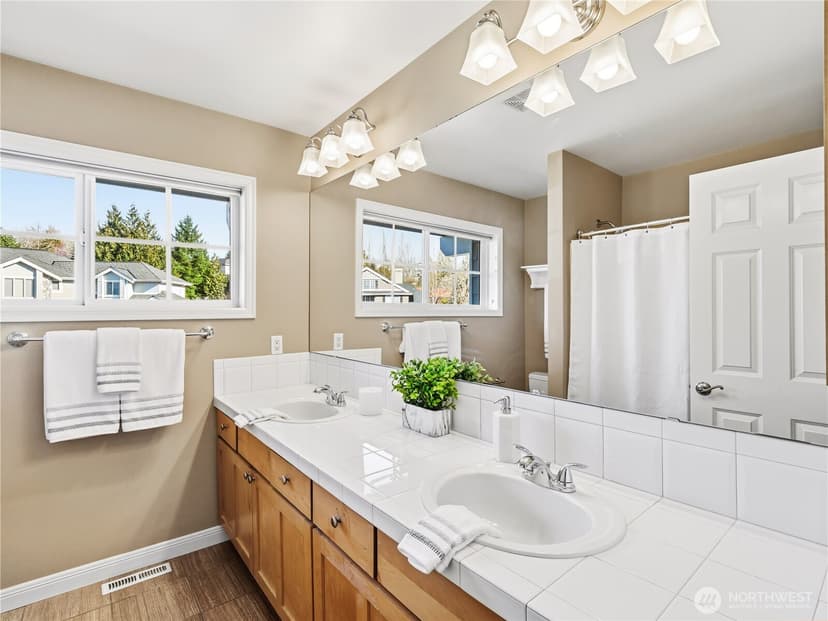Property photo for 23919 SE 8th Place, Sammamish photo 29