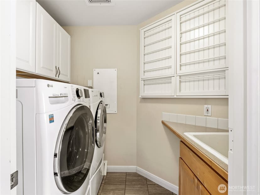 Property photo for 23919 SE 8th Place, Sammamish photo 26
