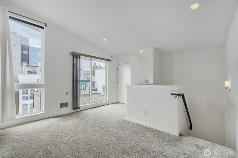 Property photo for 3070 SW Avalon Way #G, Seattle photo 24