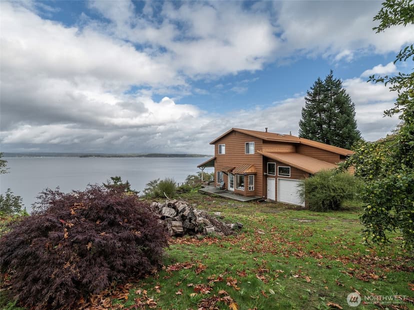 Property photo for 26 E Port Gardner Dr, Everett photo 22