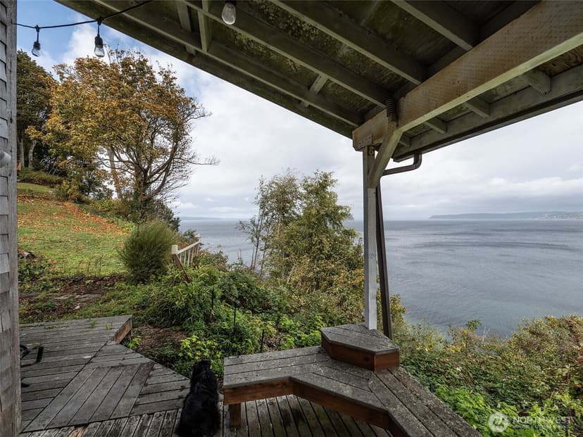 Property photo for 26 E Port Gardner Dr, Everett photo 17