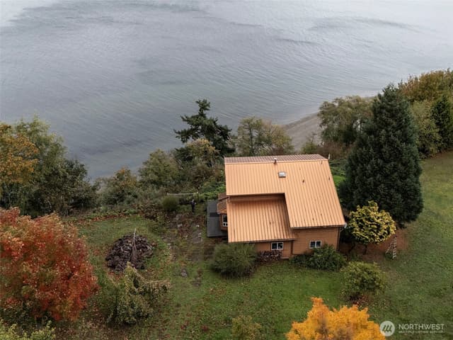 Property photo for 26 E Port Gardner Dr, Everett