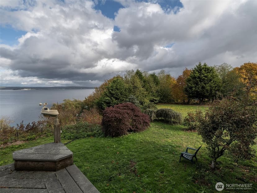 Property photo for 26 E Port Gardner Dr, Everett photo 24