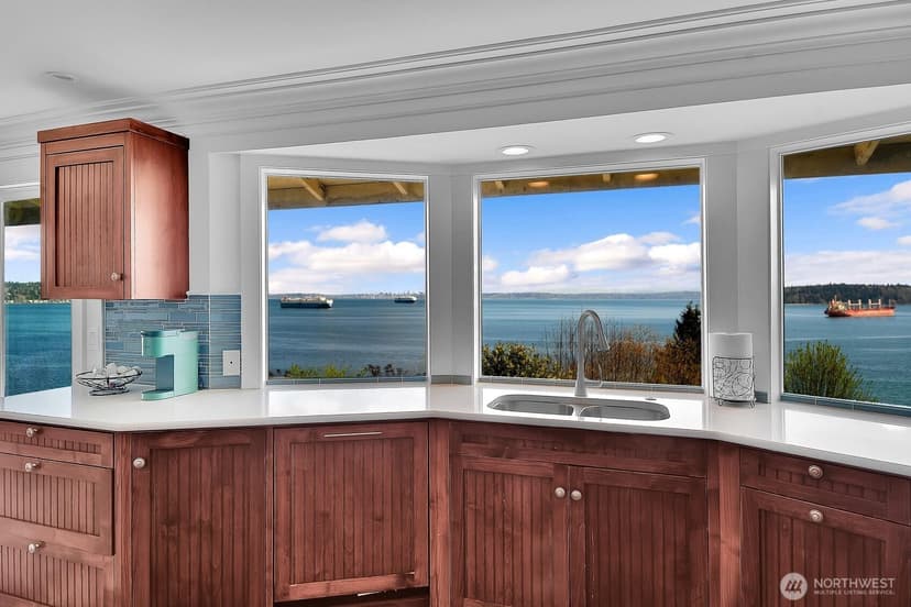 Property photo for 1757 Miracle Mile Drive E, Port Orchard photo 10