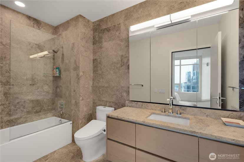 Property photo for 121 Stewart Street #3504, Seattle photo 24