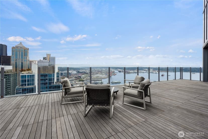 Property photo for 121 Stewart Street #3504, Seattle photo 32