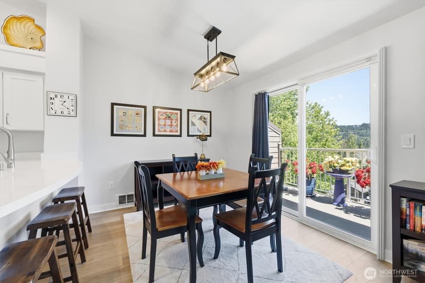 Property photo for 210 Mountain Park Boulevard SW #F303, Issaquah photo 8