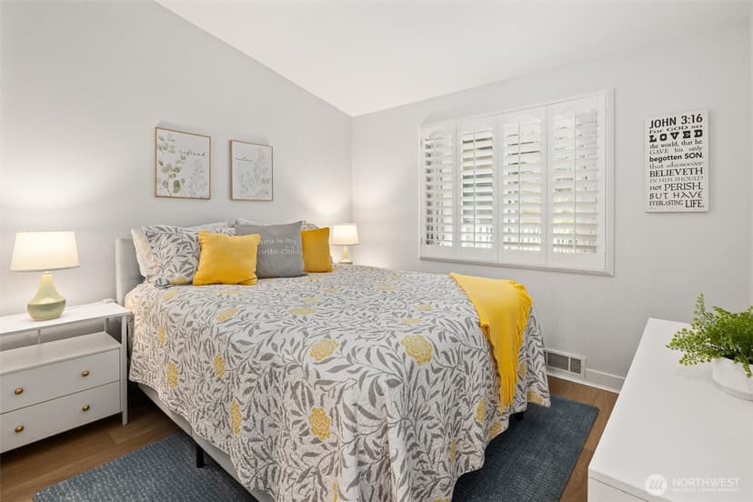 Property photo for 210 Mountain Park Boulevard SW #F303, Issaquah photo 12