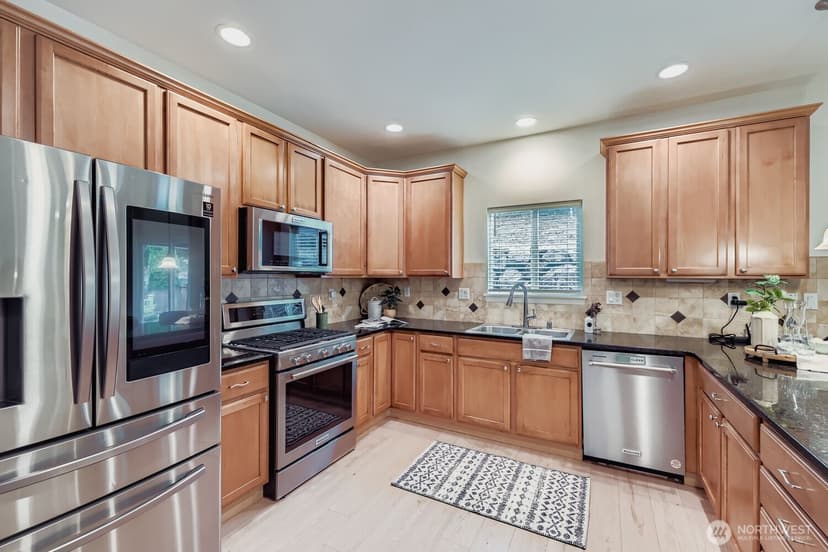 Property photo for 20402 124th Avenue NE, Bothell photo 9