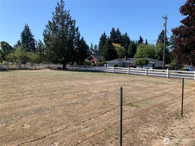 Property photo for 6205 36th Avenue E, Tacoma photo 15
