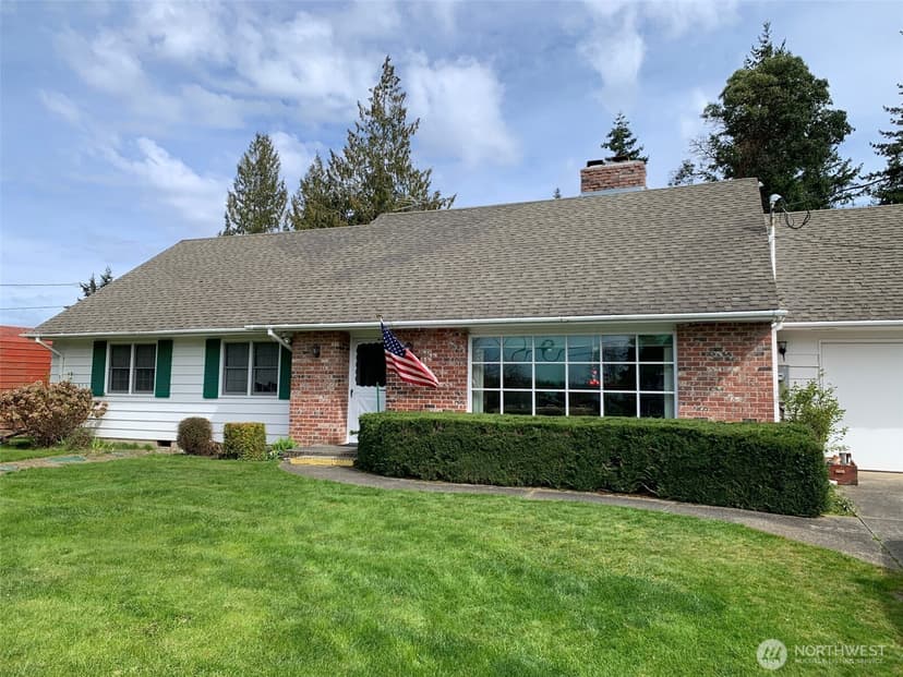 Property photo for 6205 36th Avenue E, Tacoma photo 3