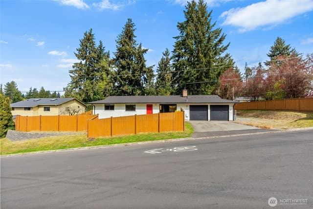 Property photo for 316 S 308th Street, Federal Way photo 3